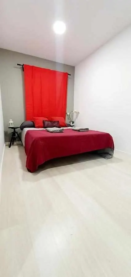 Hostal Urban Basic L'Hospitalet de Llobregat Hotel