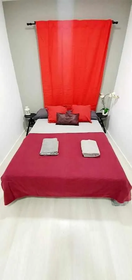 Hotel Hostal Urban Basic L'Hospitalet de Llobregat