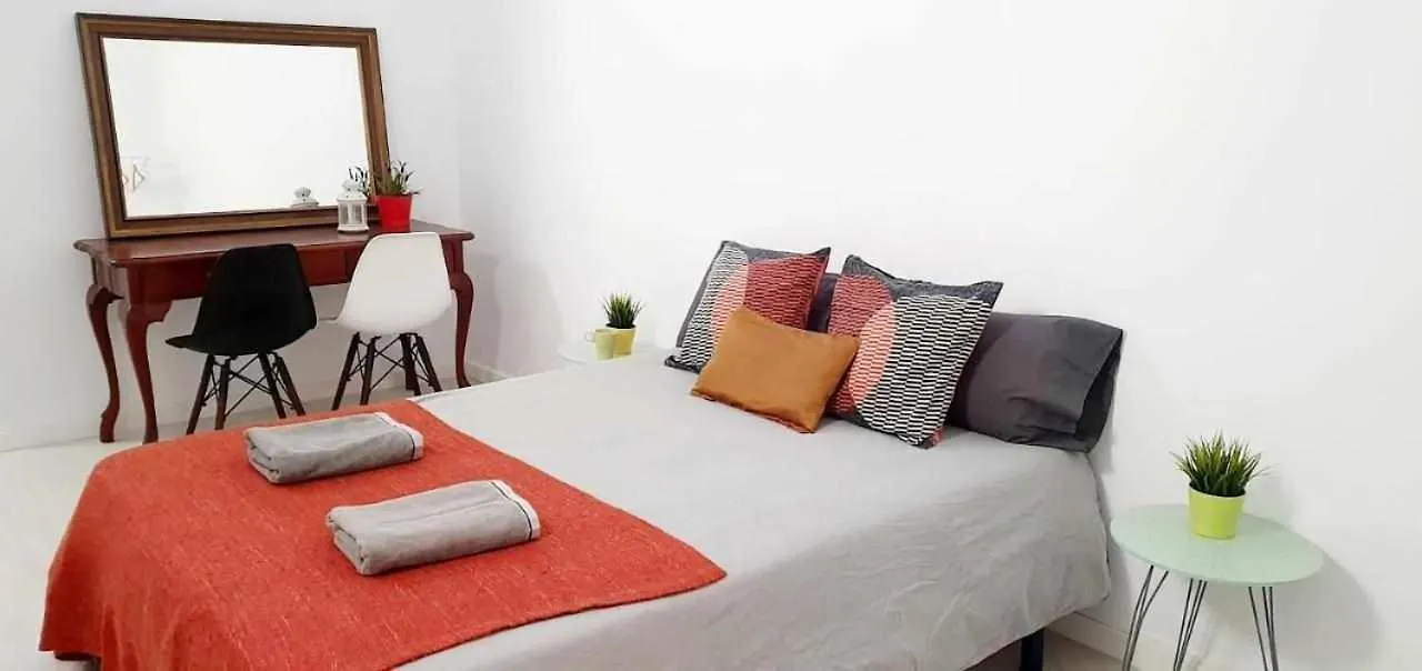 Hostal Urban Basic L'Hospitalet de Llobregat