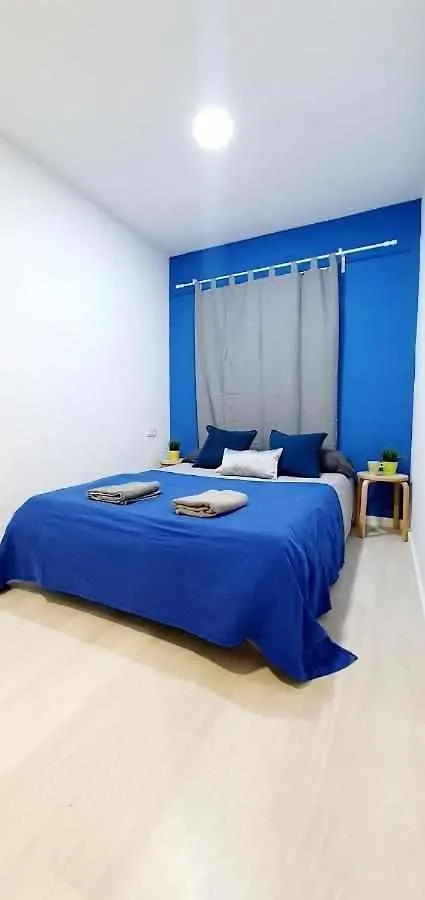 Hostal Urban Basic L'Hospitalet de Llobregat Hotel