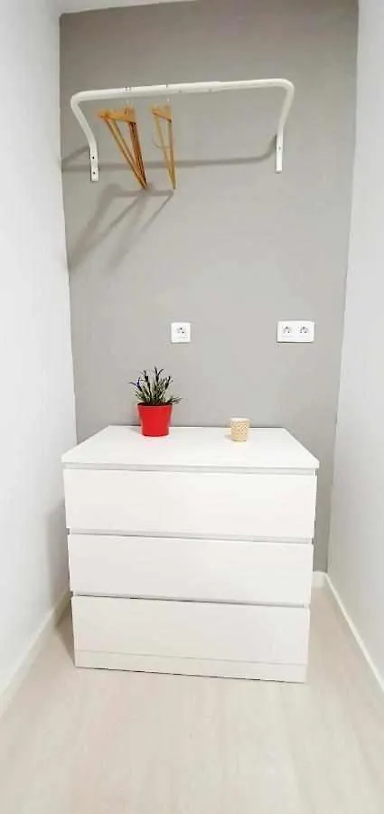 Hotel Hostal Urban Basic L'Hospitalet de Llobregat Spain