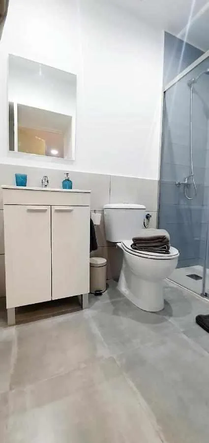 Hotel Hostal Urban Basic L'Hospitalet de Llobregat